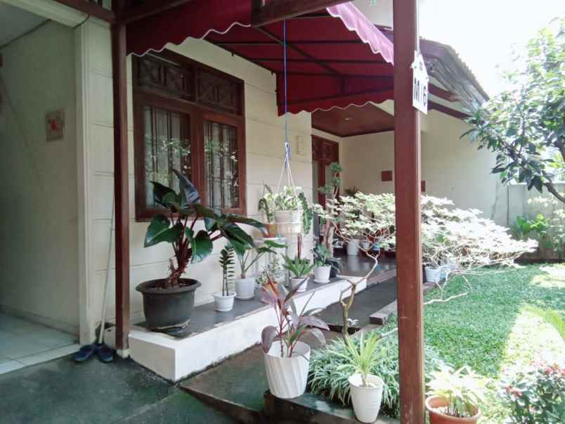 dijual rumah taman rempoa indah