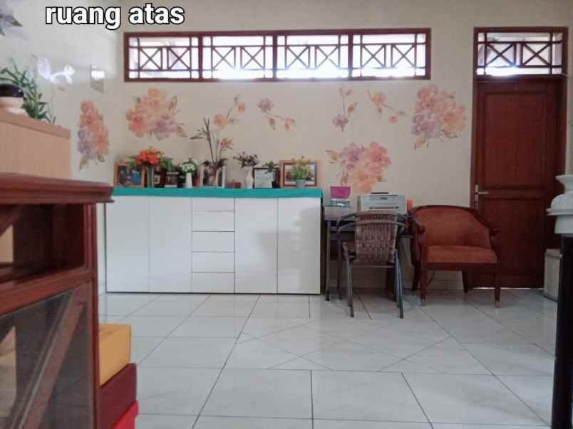 dijual rumah taman rempoa indah