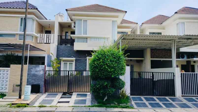 dijual rumah taman rivera regency