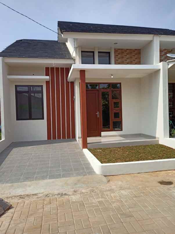 dijual rumah taman sentani mustika jaya