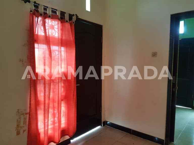 dijual rumah taman wedasari