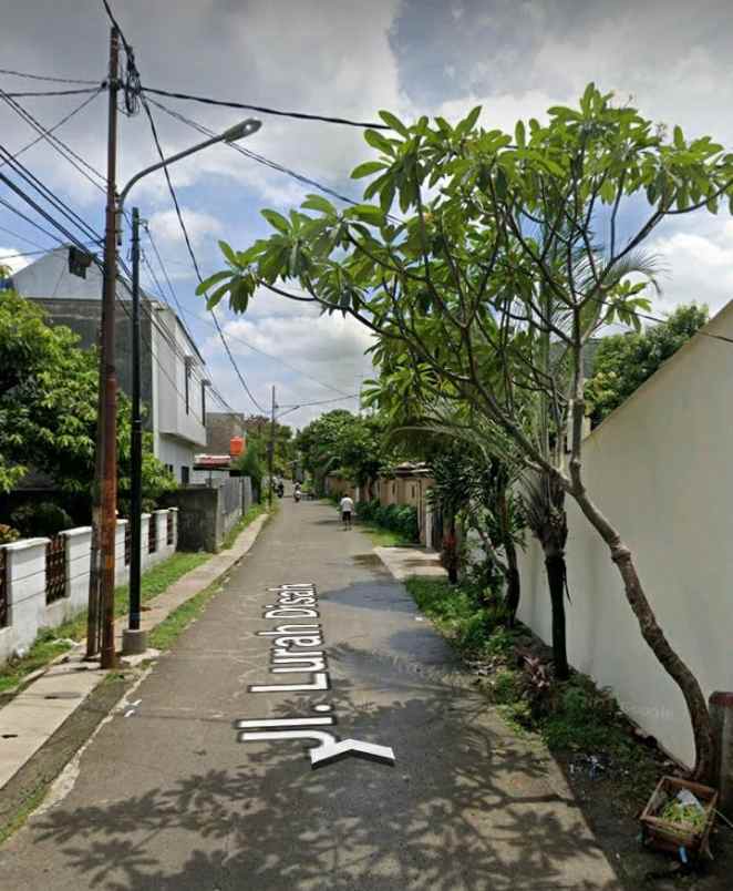 dijual rumah tanah lokasi strategis 653 m2