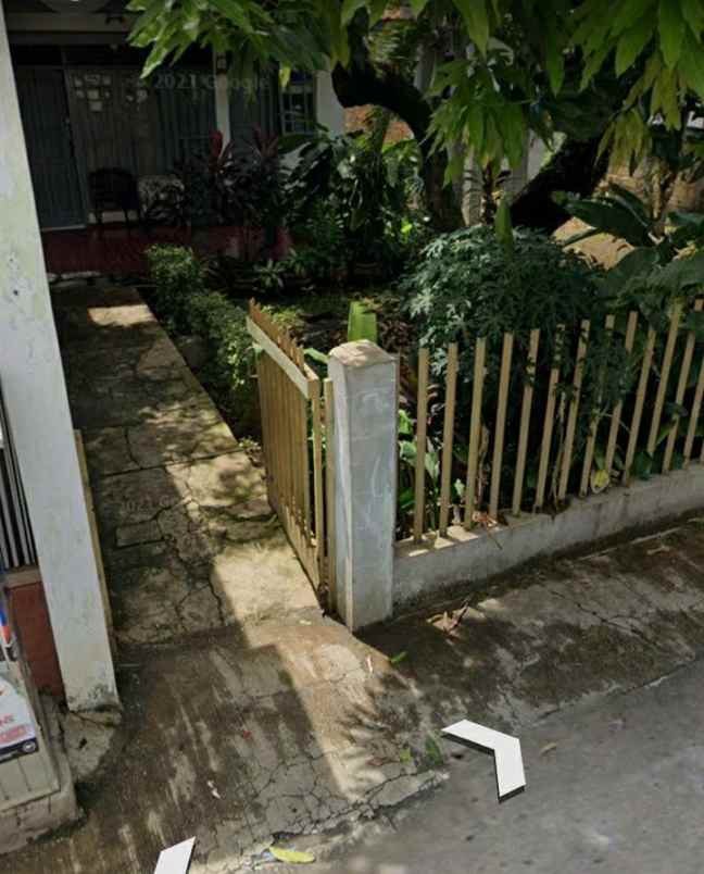 dijual rumah tanah lokasi strategis 653 m2