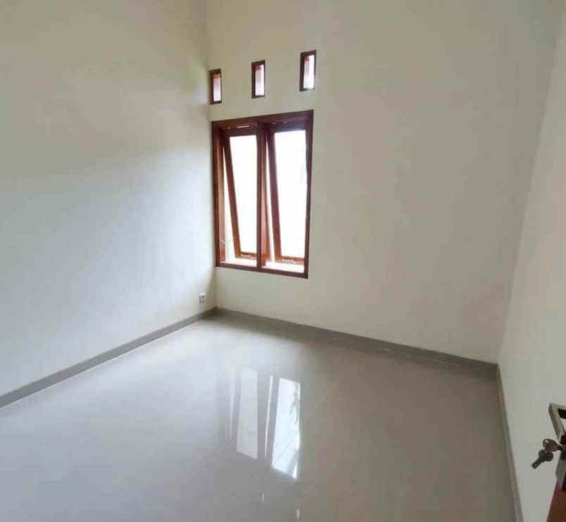 dijual rumah tanjungtirto