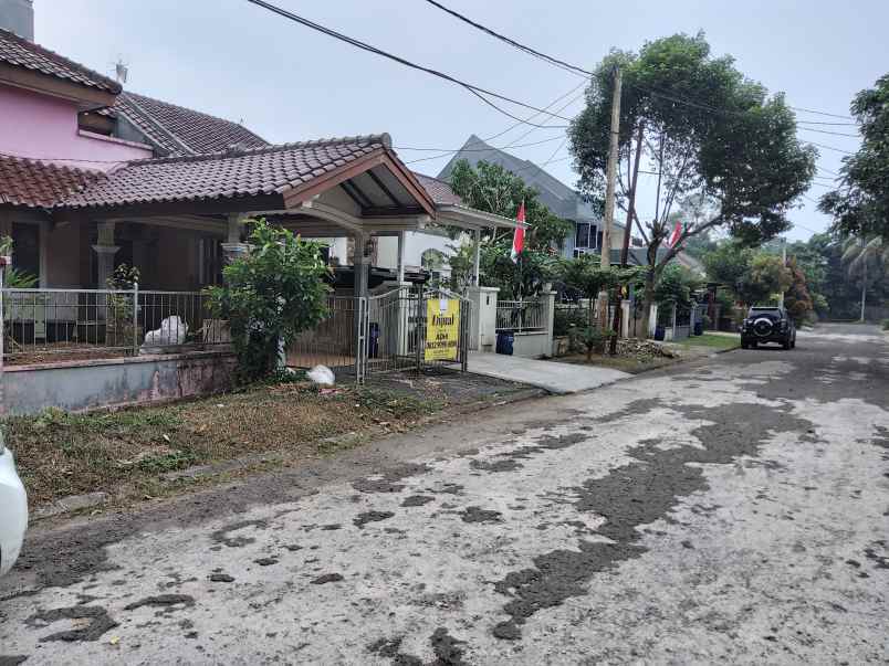 dijual rumah telaga kahuripan kemang bogor