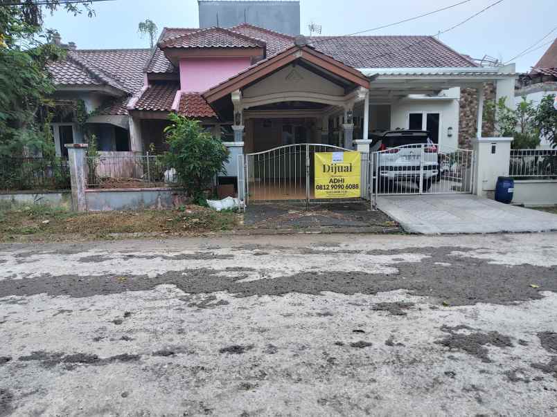 dijual rumah telaga kahuripan kemang bogor