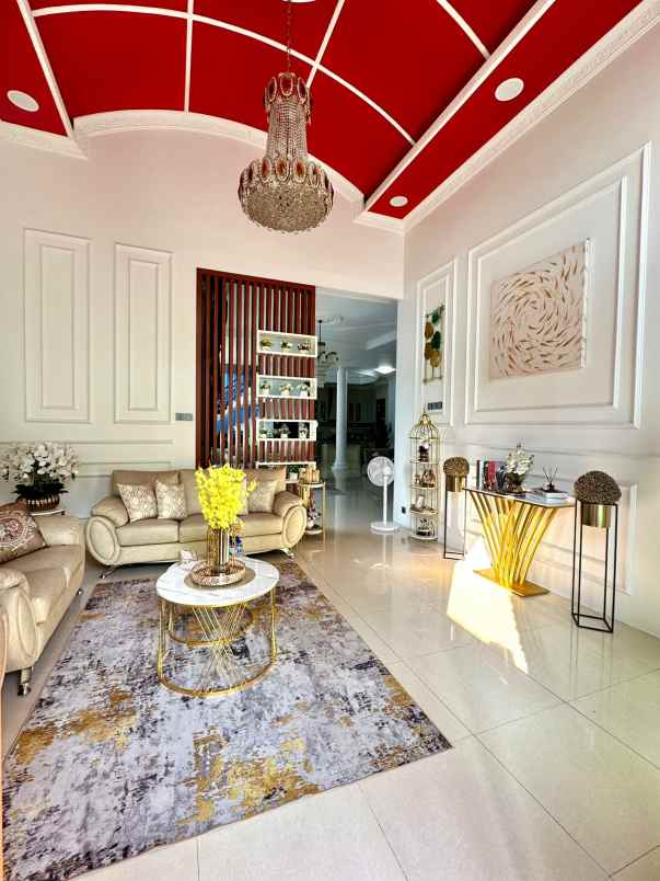 dijual rumah tembalang