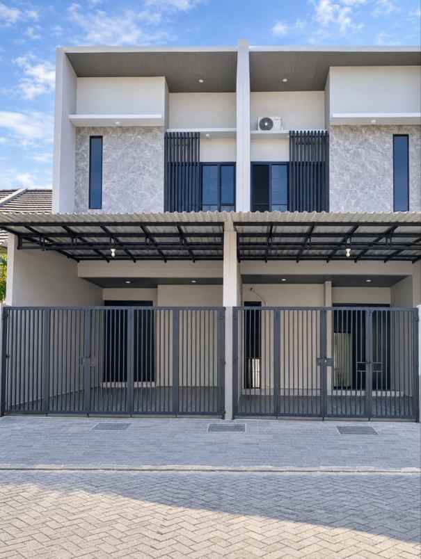 dijual rumah tenggilis mejoyo