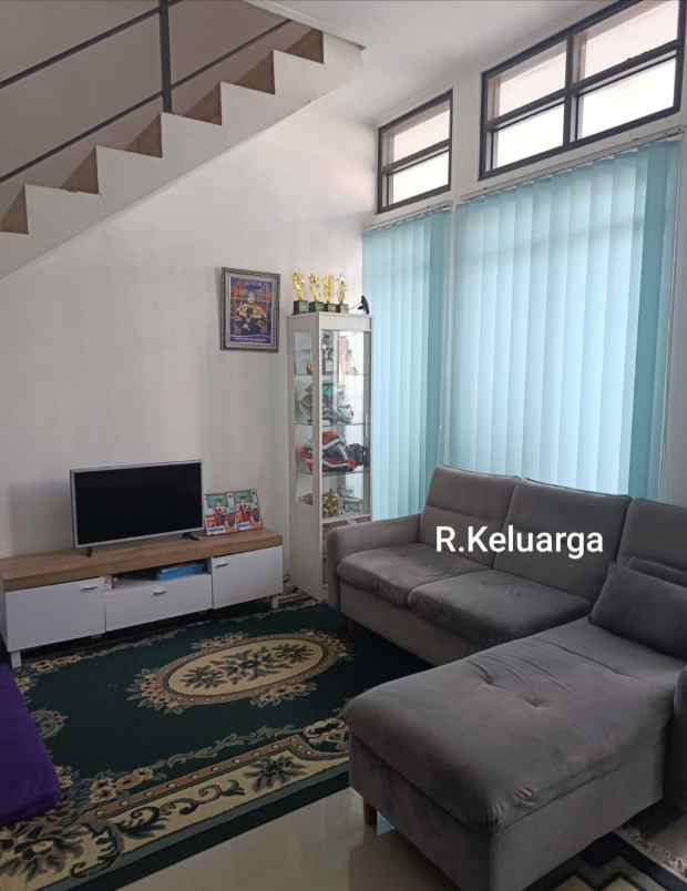 dijual rumah the royal bandung inten indah