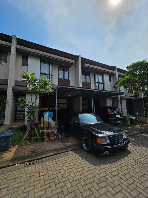 dijual rumah vanya park bsd