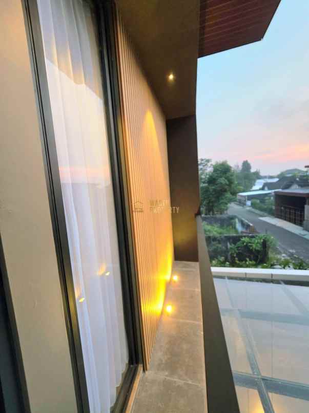 dijual rumah wedomartani ngemplak