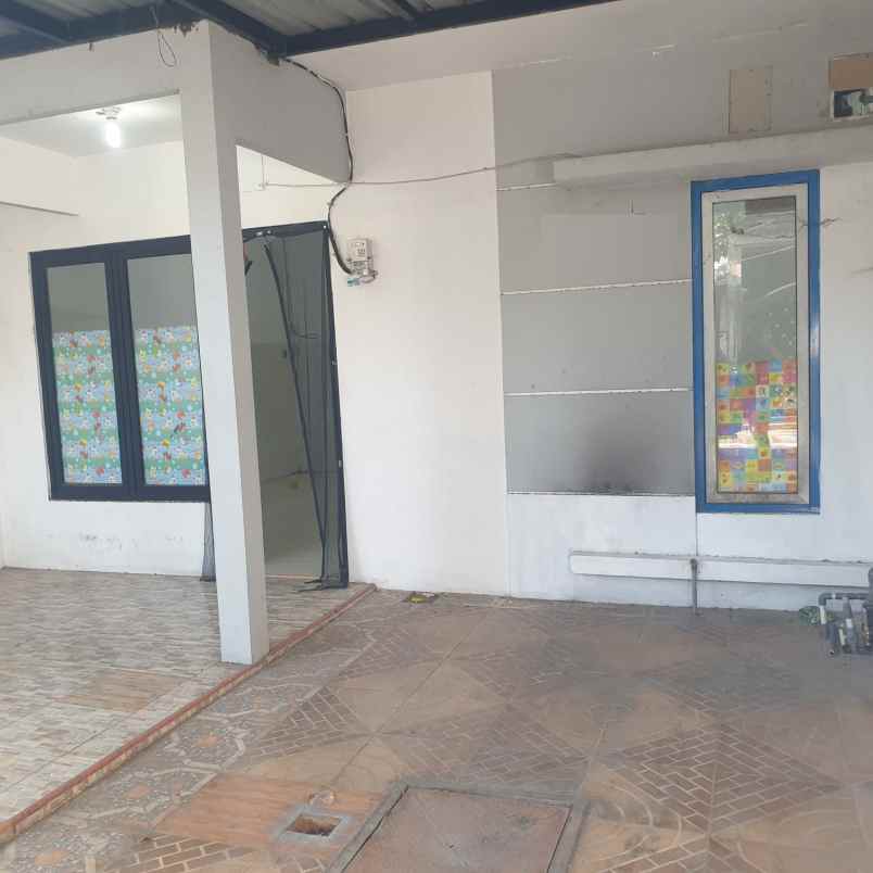 dijual rumah western village surabaya