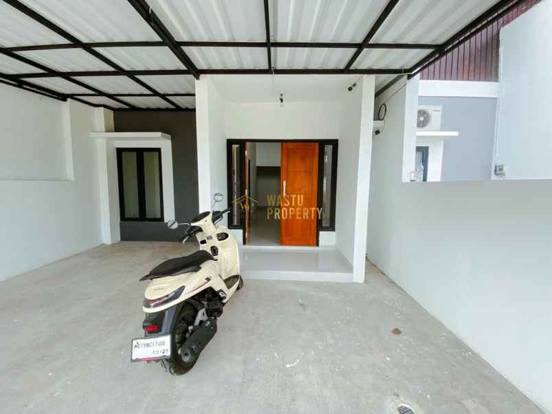 dijual rumah wirokerten
