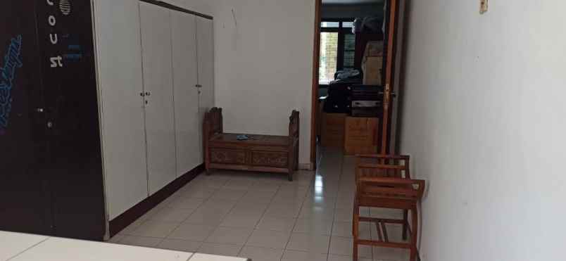dijual rumah wisma permai