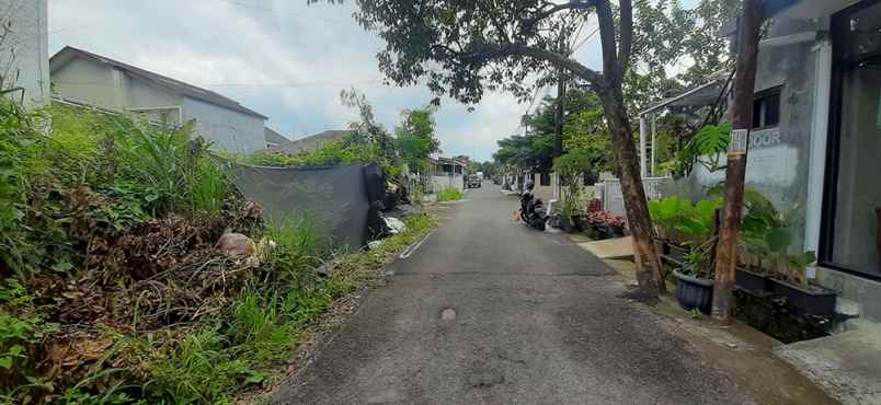dijual tanah arcamanik endah