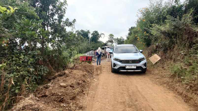 dijual tanah bukit jengkoang