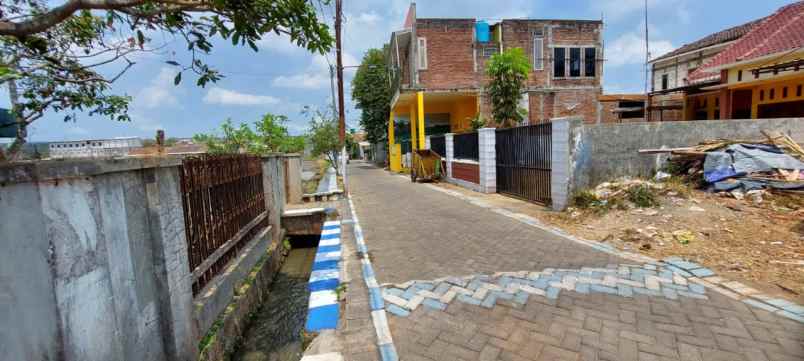 dijual tanah di madyopuro