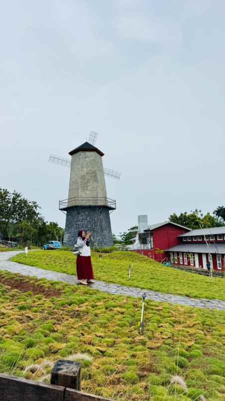 dijual tanah jalan raya puncak dua