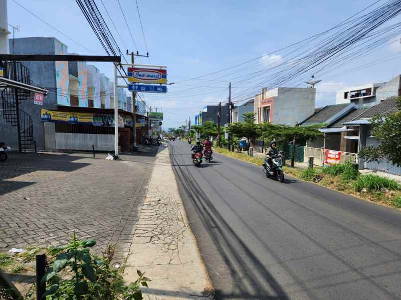 dijual tanah jl joyo agung kel