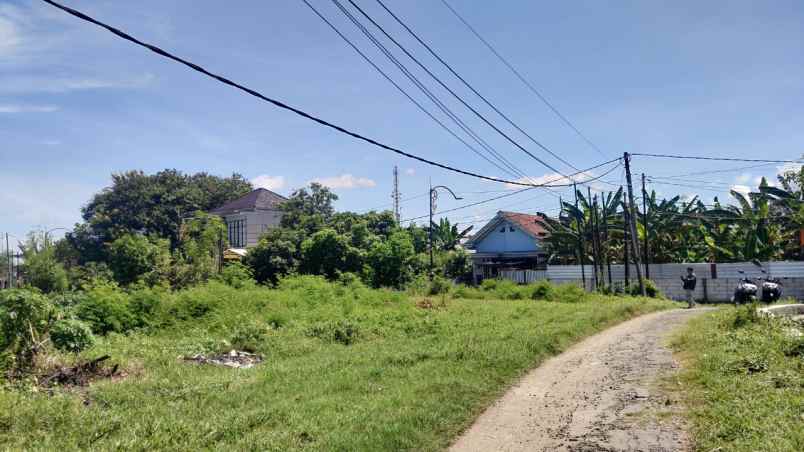 dijual tanah jl sri katon