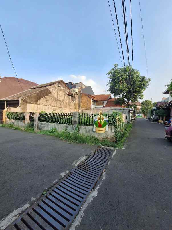 dijual tanah pondok bambu