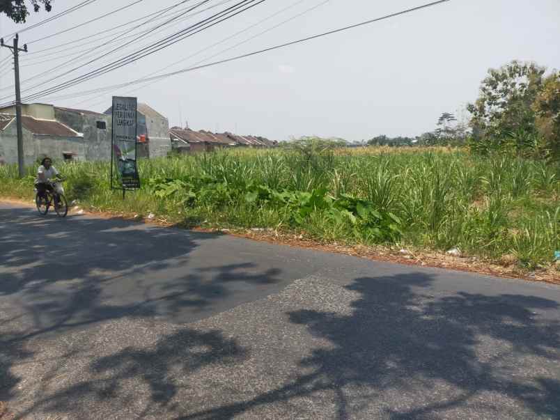 dijual tanah singopuran dekat ums