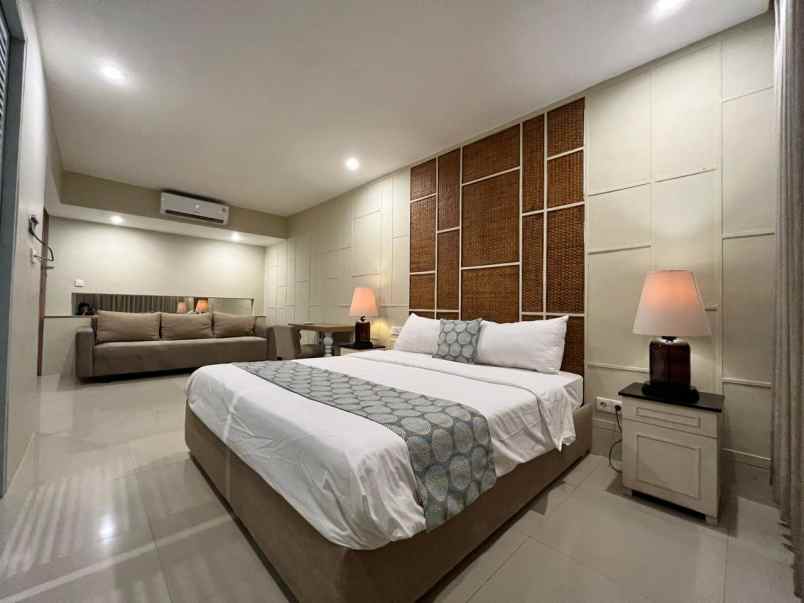 dijual villa jl dewi saraswati seminyak