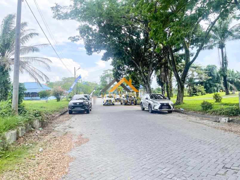 dijual villa komplek graha metropolitan