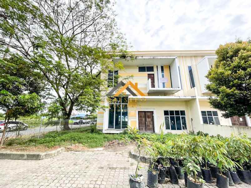 dijual villa komplek graha metropolitan