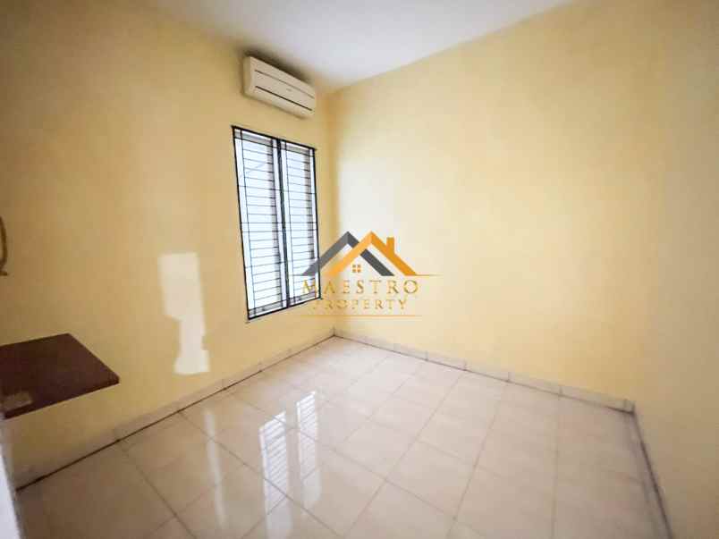 dijual villa komplek mutiara residence jalan r s haji