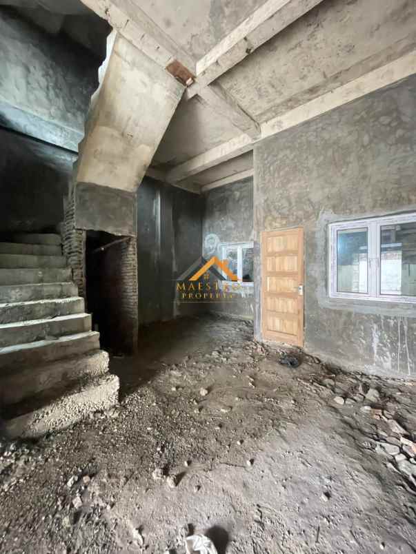 dijual villa komplek sentosa village