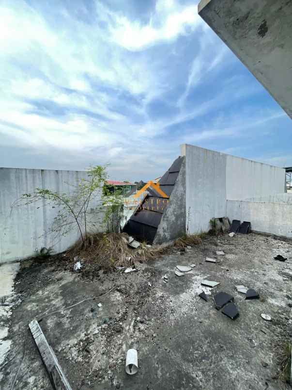 dijual villa komplek sentosa village