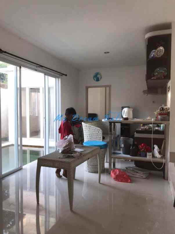 dijual villa ungasan