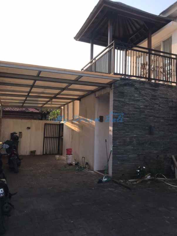 dijual villa ungasan