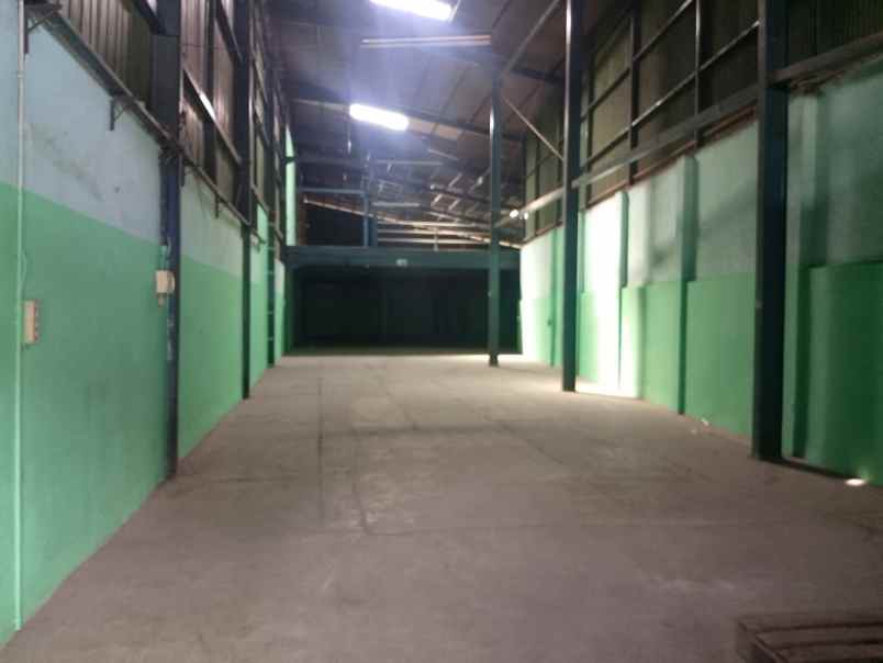 disewa gudang akses kontainer di pulo gadung