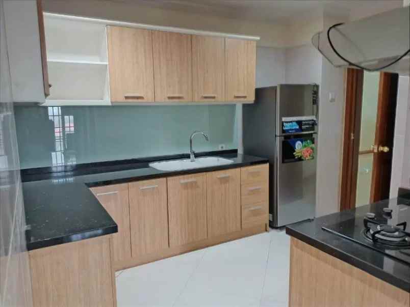 disewakan apartemen graha famili kondominium