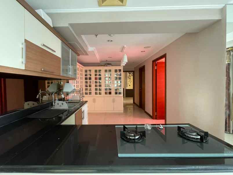 disewakan apartemen waterplace pakuwon indah