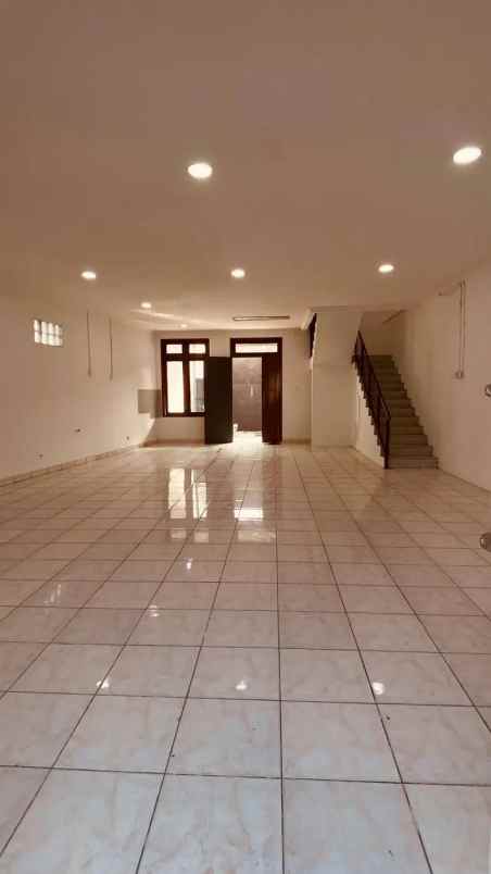 disewakan ruko gudang kantor ciputat