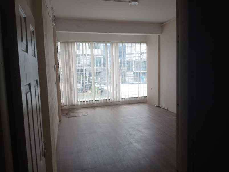 disewakan ruko gudang kantor jalan raya fatmawati