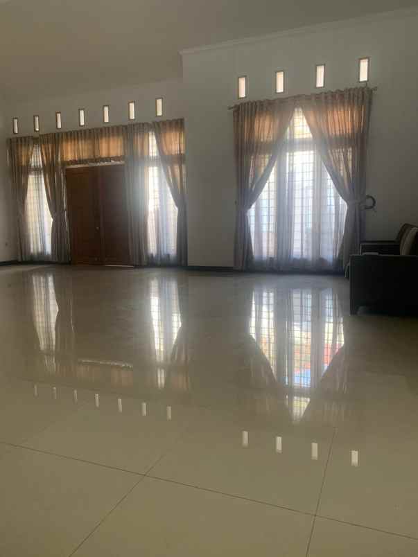 disewakan rumah duren sawit jakarta timur