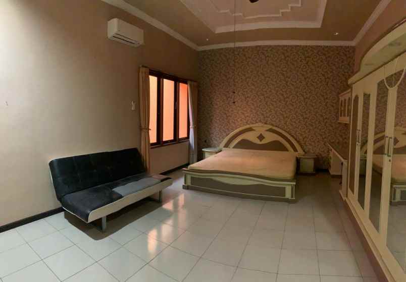 disewakan rumah jalan pradah permai