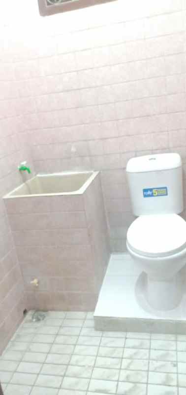 disewakan rumah klampis anom