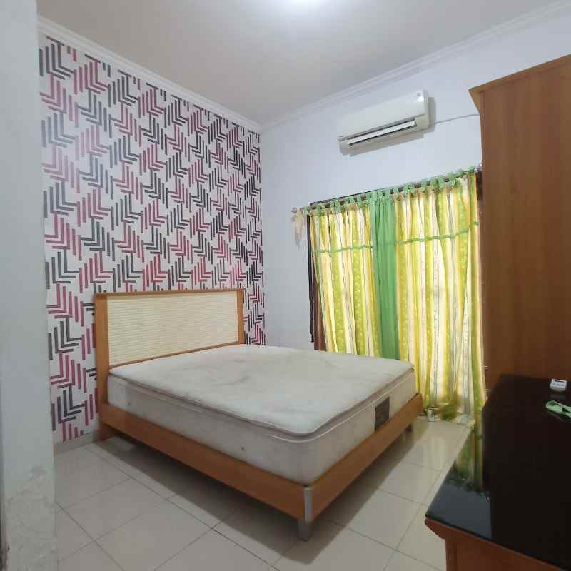 disewakan rumah puri indah regency sidoarjo