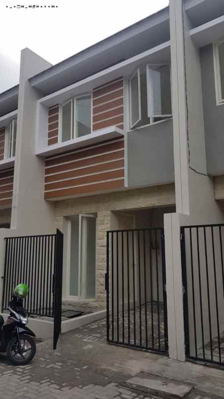 disewakan rumah regency one kapas madya