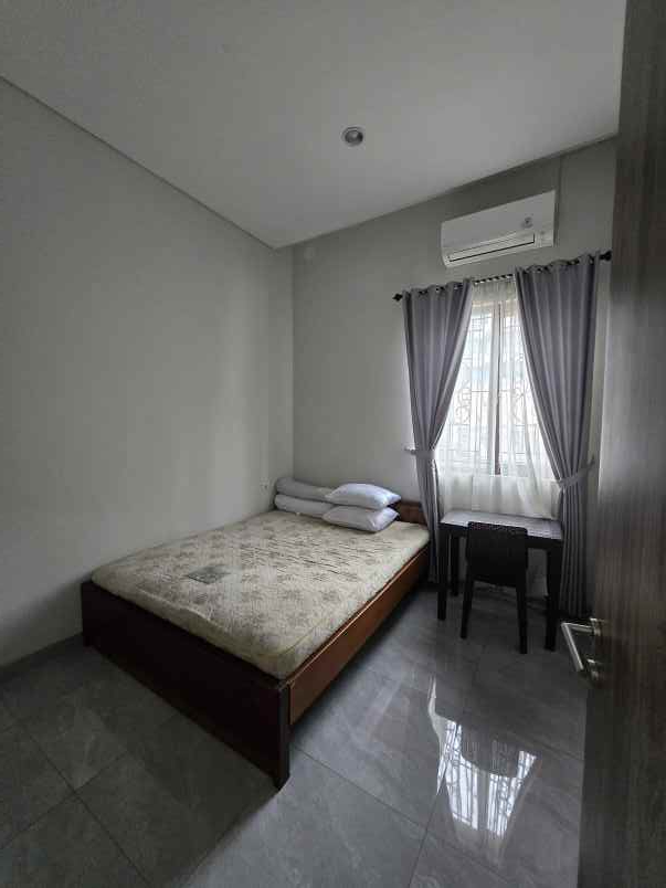 disewakan rumah siap huni