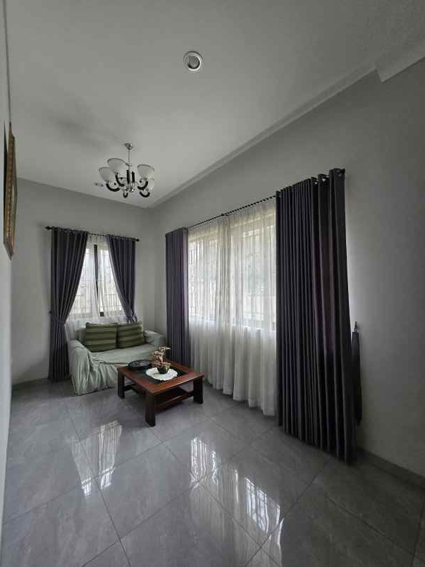 disewakan rumah siap huni