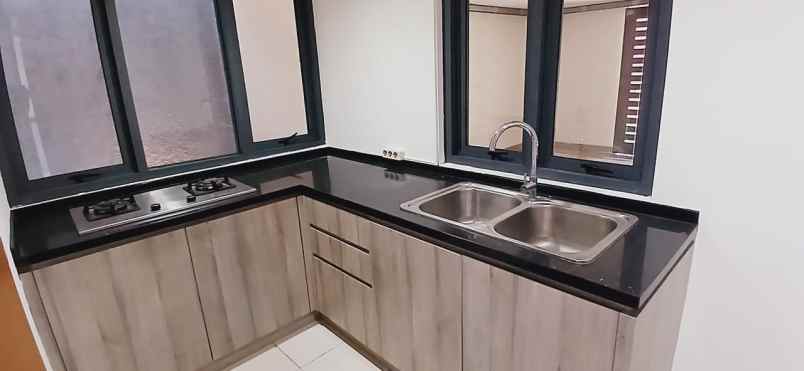 disewakan townhouse cipete jaksel