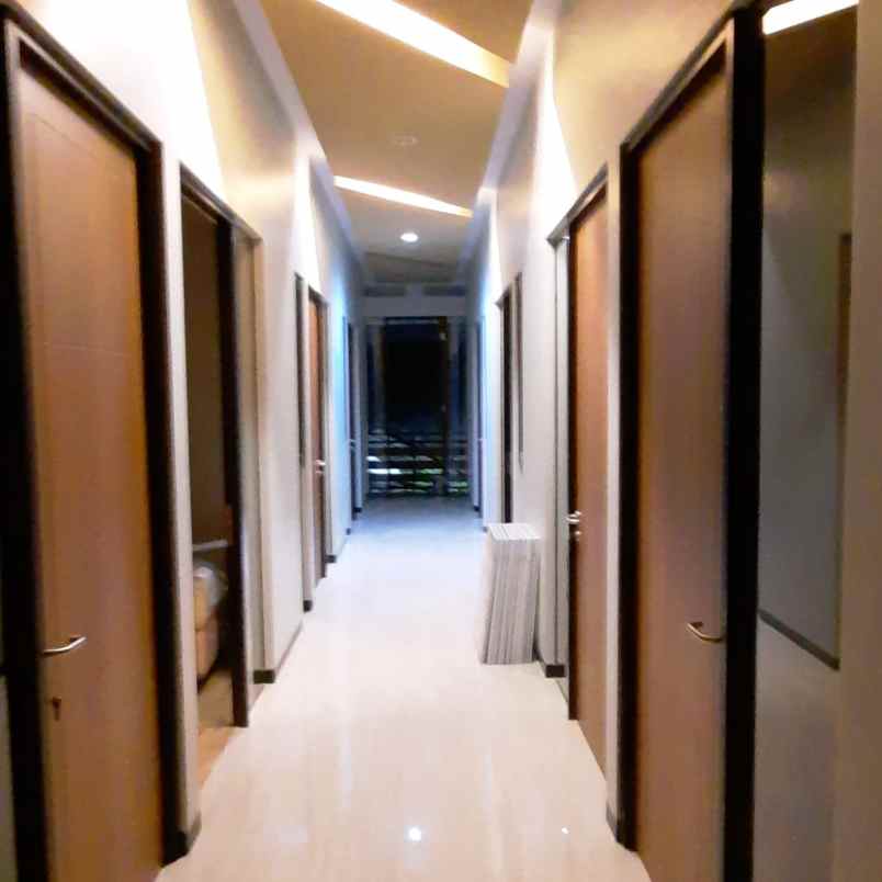 hotel budget kost di dukuh kupang surabaya