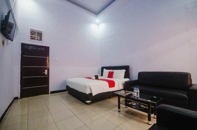 hotel jember kidul kec kaliwates