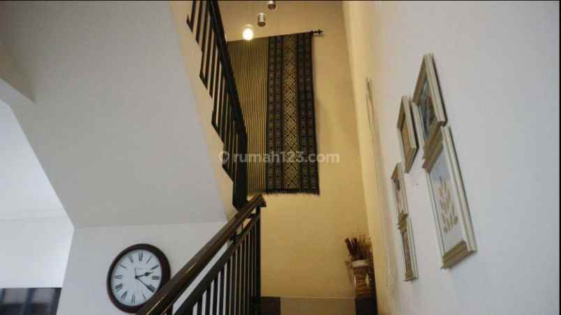 jual cepat rumah siap huni semi furnished elektronik